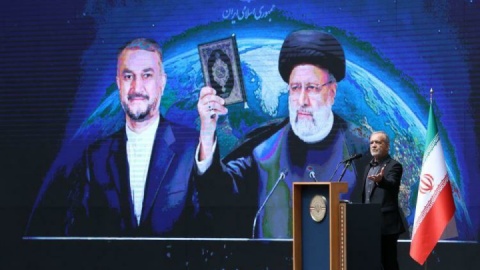 پزشکیان:مسلمانان موظف به مقابله با ظلم و بی عدالتی هستند/ شهید رئیسی مدیر خستگی ناپذیر