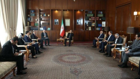پزشکیان: تقویت روابط با همسایگان را بر پایه اشتراکات فرهنگی و تاریخی دنبال می‌کنیم