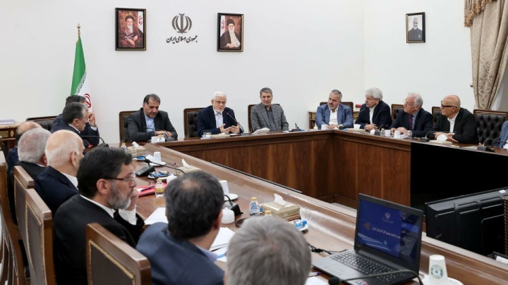 باید در نظام اداری کشور تجدیدنظر شود