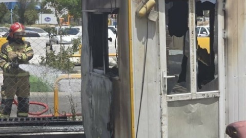 ۳ مصدوم در پی آتش‌ سوزی در بازار آهن پایتخت