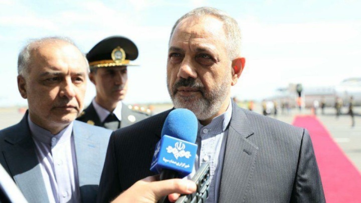 وزیر دفاع و پشتیبانی نیروهای مسلح عازم ایروان شد