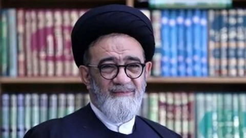 فیلم/ نرده‌های نماز جمعه را برای نزدیکی به مردم برداشتیم