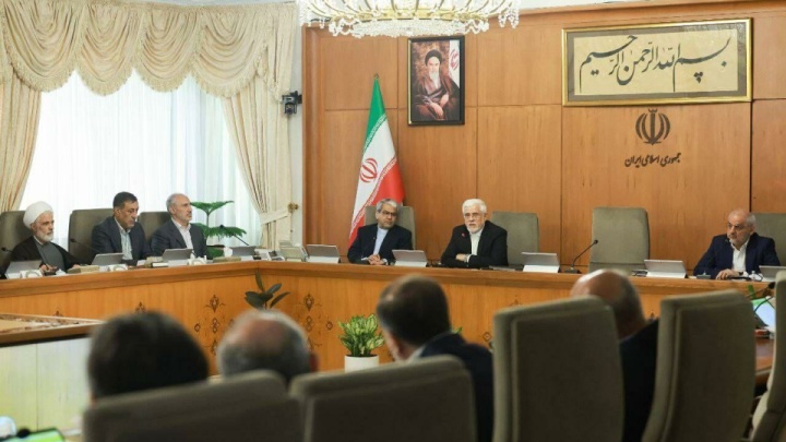ایران در راهبرد توسعه علم و فناوری از کسی دستور نمیگیرد
