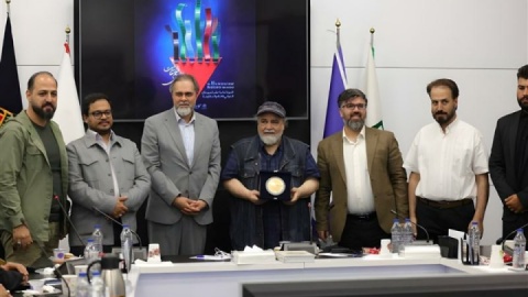 جشنواره فیلم مقاومت از محمدرضا شریفی‌نیا تقدیر کرد