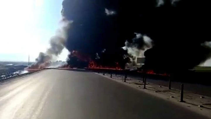 تصادف خودرو سوختبر در جنوب کرمان ۲ کشته داد