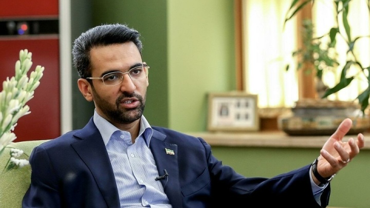 آذری جهرمی: اگر هوش مصنوعی قدرت آینده است، آینده را واگذار کردهایم