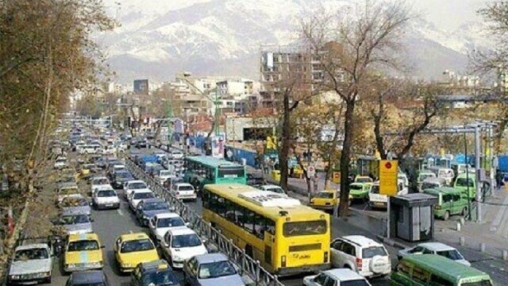 از هر پنج راننده تهرانی، یک نفر پشت فرمان حواسش پرت است!