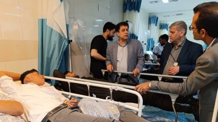 مسمومیت غذایی ۵۰ نفر در یکی از تالارهای فیرورق خوی