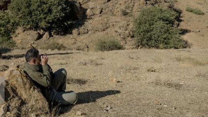 لباس محیطبان گلستانی به دوربین مجهز نبود