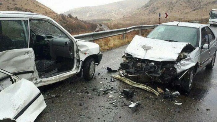 تصادف پراید با پژو ۲۰۶ سه کشته و یک مصدوم برجای گذاشت