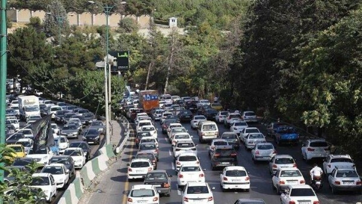 ترافیک پرحجم و سنگین در معابر و بزرگراههای پایتخت