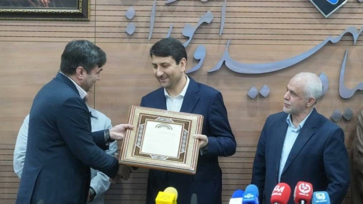 همه دستگاهها مکلف به پیوستن عملی به اَبَر دولت هستند