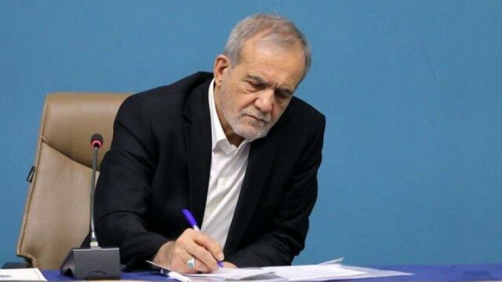 رئیس جمهور: مناظره دانشجویی، تمرینی برای آگاهی، نقدپذیری و همدلی است