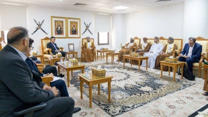 از ایجاد بانک مشترک بین ایران و عمان تا صدور کارت گردشگری