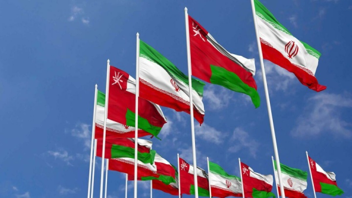 توافقات ارزشمند و راهبردی تجاری میان ایران و عمان منعقد شد
