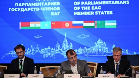 گزارش به اوراسیا از اقدامات مبارزه با پولشویی؛ ایران: FATF گام اعتمادساز بردارد