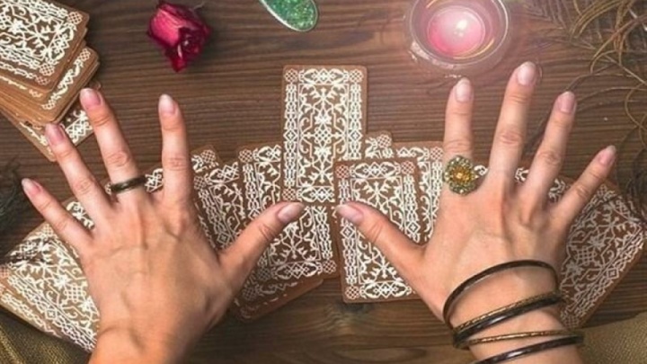 فالگیری رایگان در اینستاگرام؛ ترفند جدید کلاهبرداران