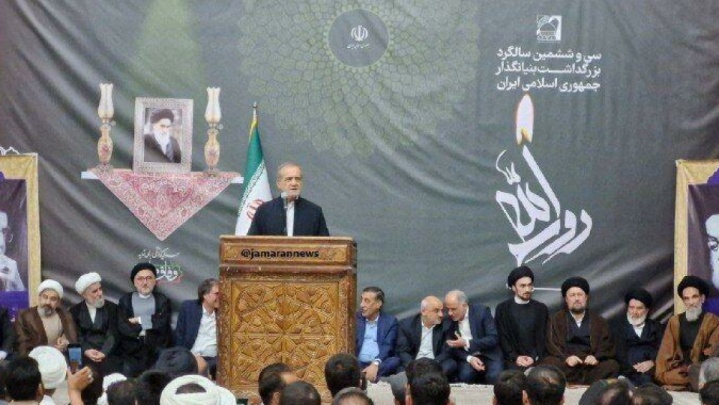 پزشکیان: اگر به گفتار امام عمل کنیم، هیچ قدرتی نمیتواند به ما زور بگوید