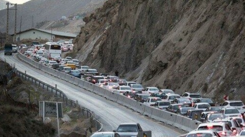 جاده چالوس و تهران-شمال یک طرفه است