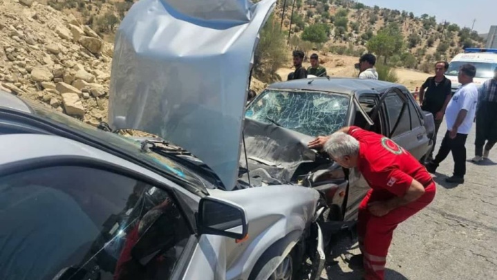تصادف دو خودرو ۸ مصدوم به همراه داشت