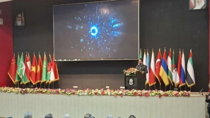 حضور متخصصان ایرانی بازگشته از ۲۰ کشور در نمایشگاه ایرانهلث ۱۴۰۴