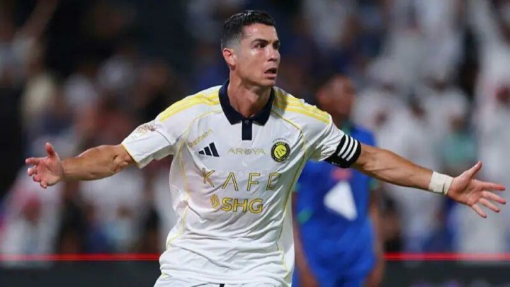 رونالدو در النصر ماند