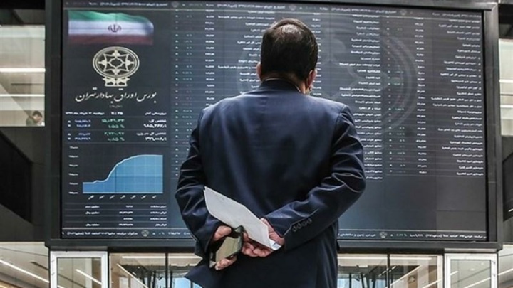 توقیف ۲۴۳۱ پرونده اوراق بهادار در بورس