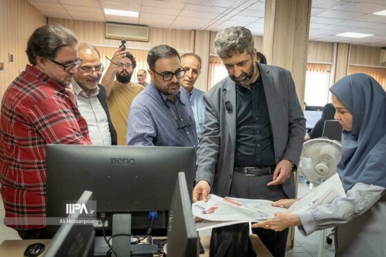 بازدید مسئولان رسانه ای نهاد ریاست جمهوری از روزنامه ایران