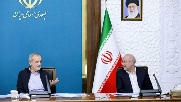 پزشکیان: هوش مصنوعی یکی از سرفصلهای آموزشی جدید برای معلمان است