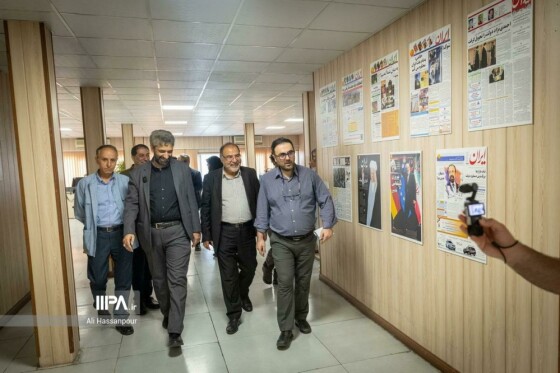 بازدید مسئولان رسانه ای نهاد ریاست جمهوری از روزنامه ایران