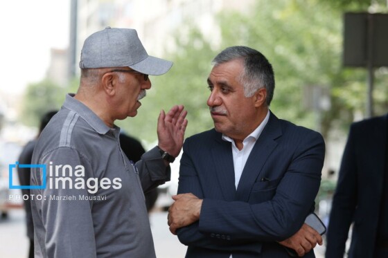 عکاس:تشییع پیکر «بیژن اشتری»