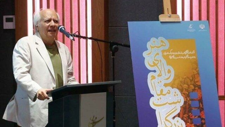 نشان درجه یک هنری برای خالق «یک بار برای همیشه»