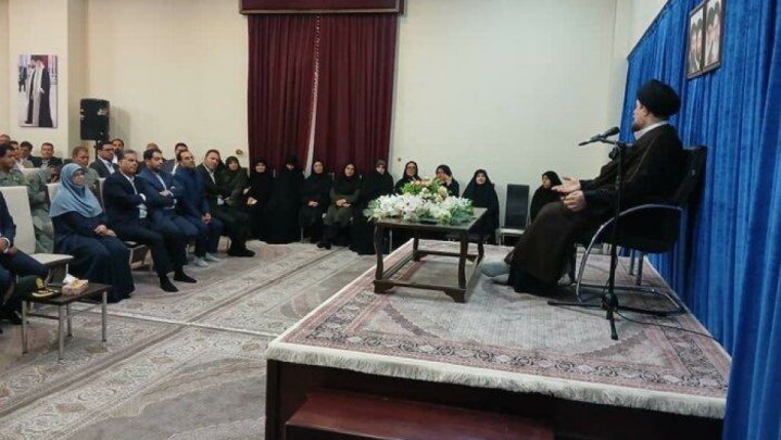 به‌جای شعار حمایت از محیط زیست، مطالبه صنایع پاک را مطرح کنیم