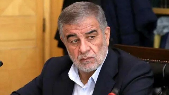 نماینده یزد: مدنیزاده دیدگاههای تحولی و آیندهنگرانهای در زمینه اقتصاد دارد