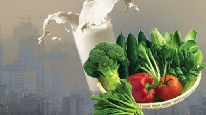 خودداری از خرید مواد غذایی فله‌ای/ نوشیدن آب فراموش نشود