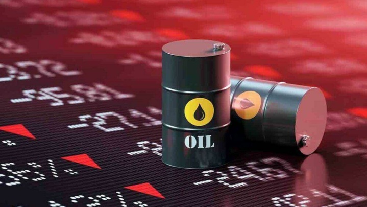 قیمت نفت در بازار جهانی بیش از ۶ درصد جهش کرد