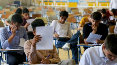 امتحانات مدارس طبق روال برگزار می‌شود