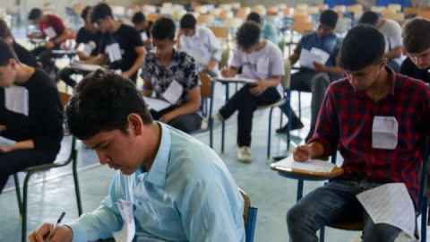 امتحانات باقیمانده دانش‌آموزان طبق برنامه قبلی برگزار می‌شود