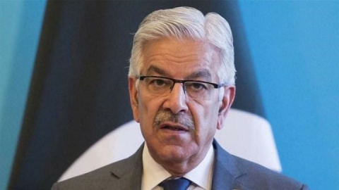 وزیر دفاع پاکستان: از هر نظر در کنار ایران هستیم/ وحدت در جهان اسلام ضروری است