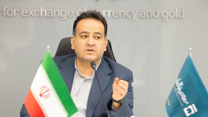 بازار ارز تجاری برقرار است/ تامین بیش از ۱.۶ میلیارد دلار برای تامین کالاهای اساسی
