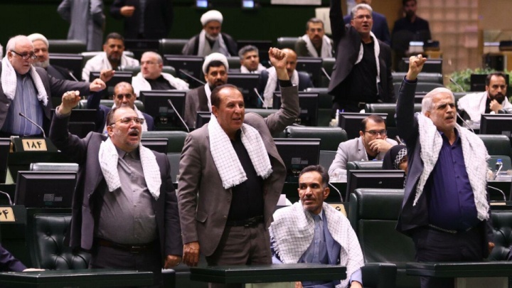 مجلس امروز مصوبهای برای خروج از NPT نداشت