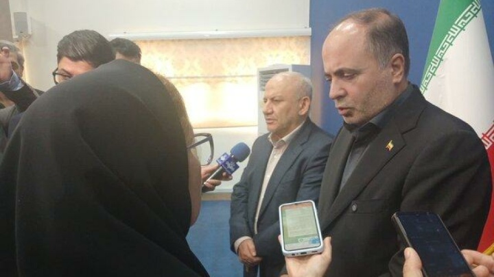 هیچ کمبودی در تامین کالاهای اساسی نداریم