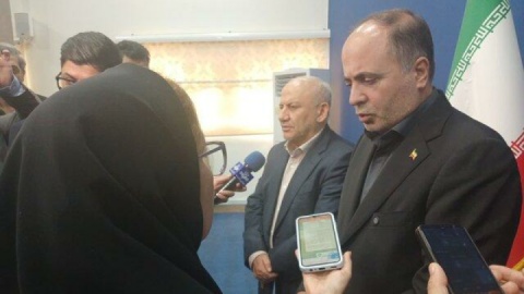 هیچ کمبودی در تامین کالاهای اساسی نداریم