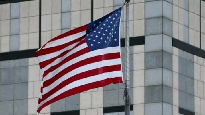 سناتورهای دموکرات: مقابل جنگافروزی ترامپ علیه ایران میایستیم