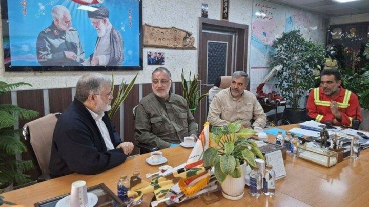 استاندار و شهردار تهران از اداره مرکزی سازمان آتش نشانی پایتخت بازدید کردند