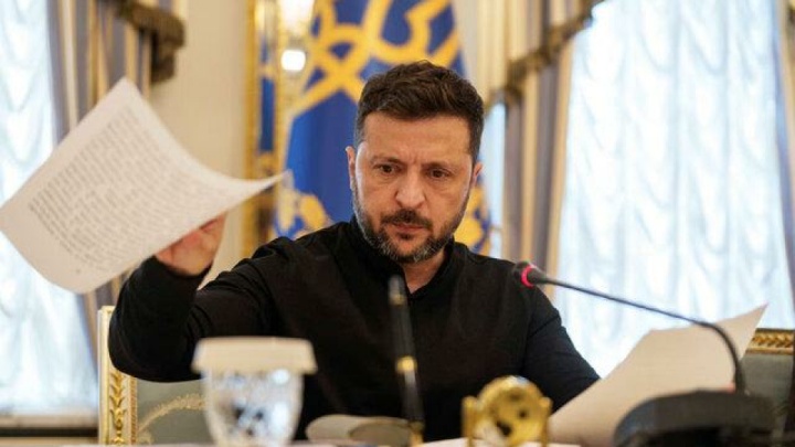 زلنسکی: دفاع روسیه از ایران نشانگر لزوم تحریم بیشتر مسکو است