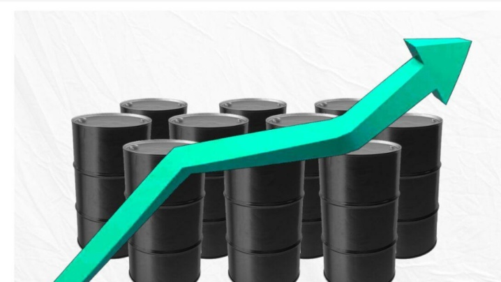 تثبیت قیمت نفت در نزدیک ۷۷ دلار