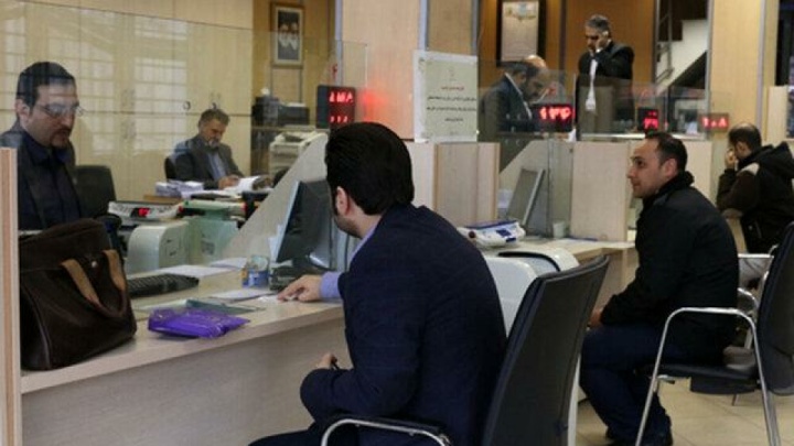 ۵۰ درصد بانکهای تهران دایر است