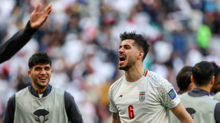 عزت اللهی:خاک وطن خط قرمز ماست