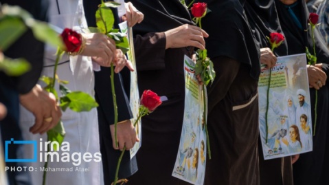 گزارش تصویری/ تشییع و تدفین پیکر ۵ شهید در گنبدکاووس